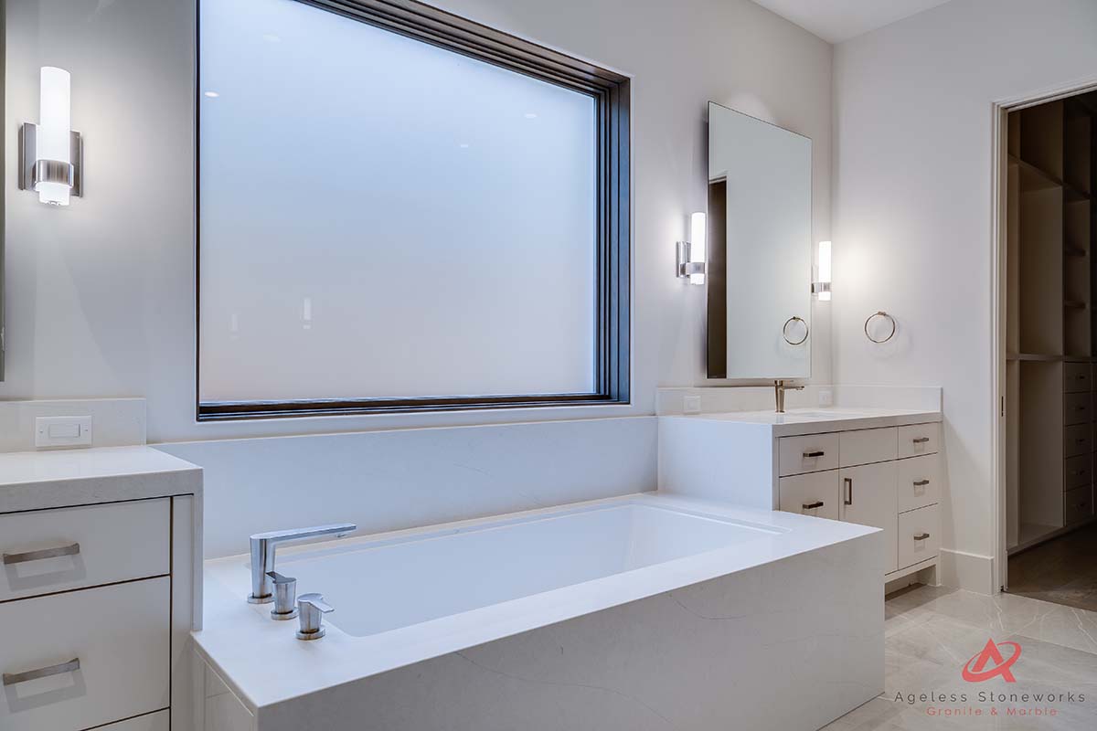 Master bathroom with quartz countertops in Houston